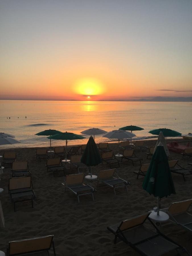Laris Bed and Breakfast Castellabate Buitenkant foto